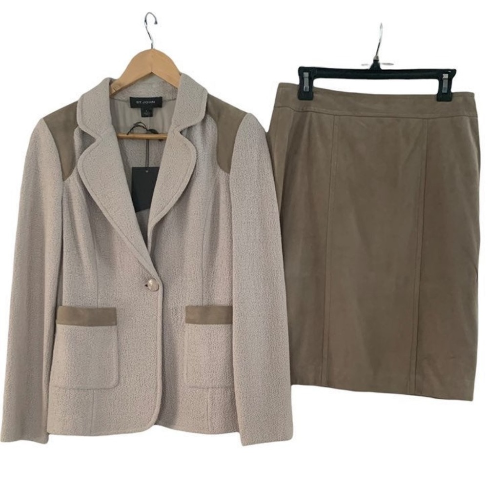 NWT GORGEOUS St. John skirt set 2 piece suit and blazer